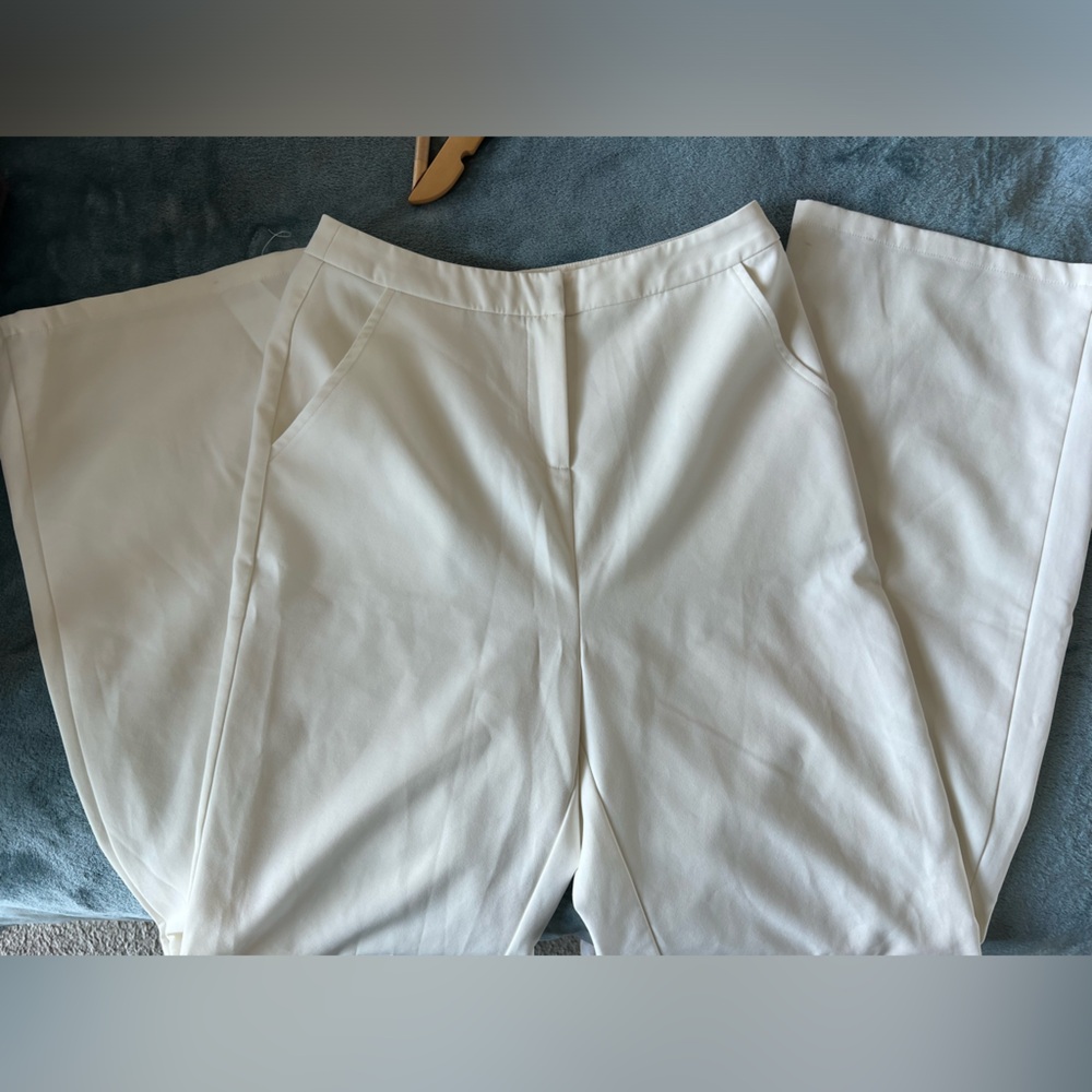 Tobi high waisted dress pants in white